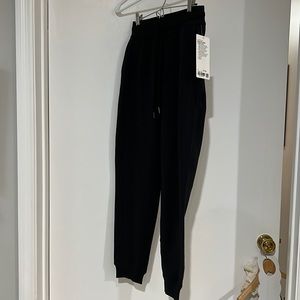 Lululemon joggers